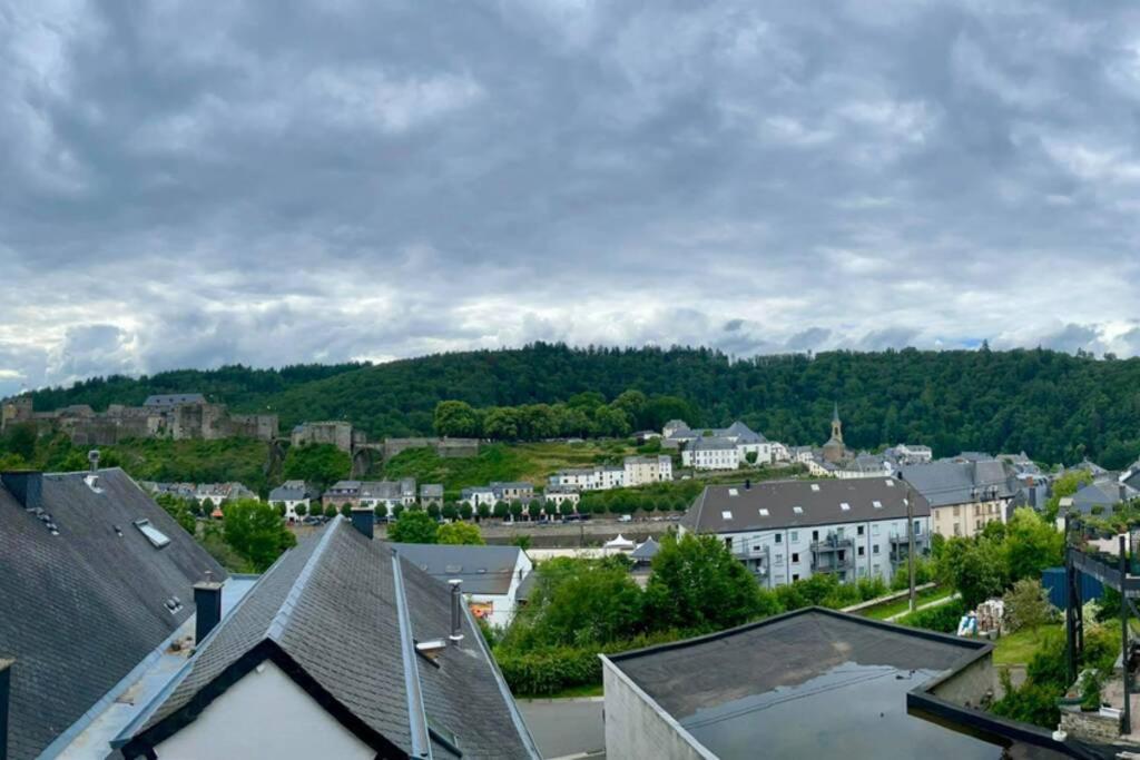A Bouillon, Appartement Vintage Vue Sur Le Chateau Exterior photo